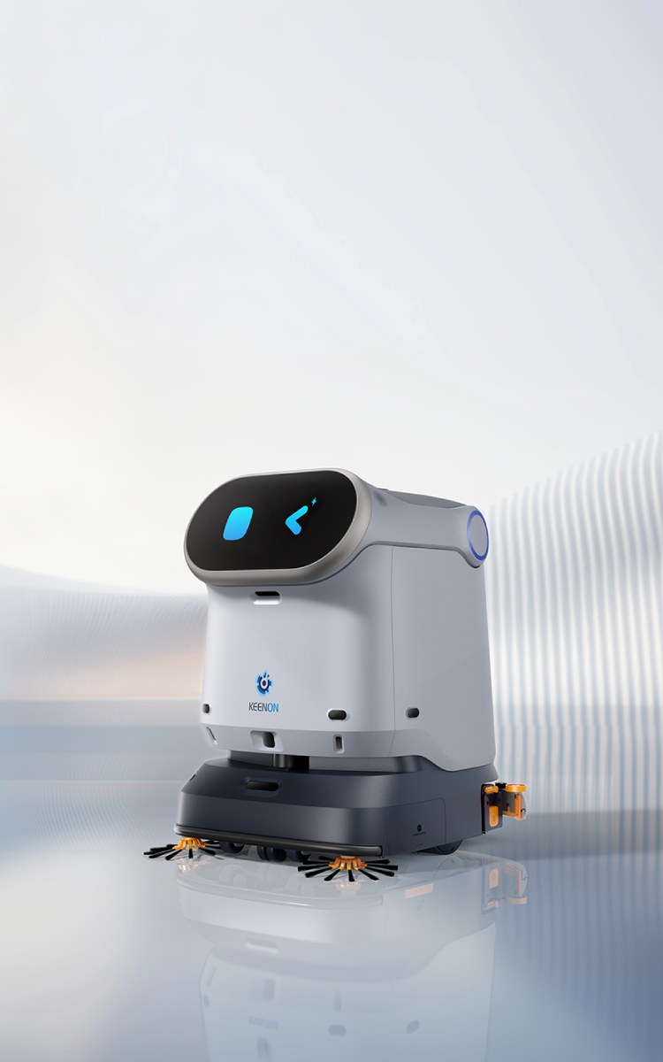 KLEENBOT C40 studio view